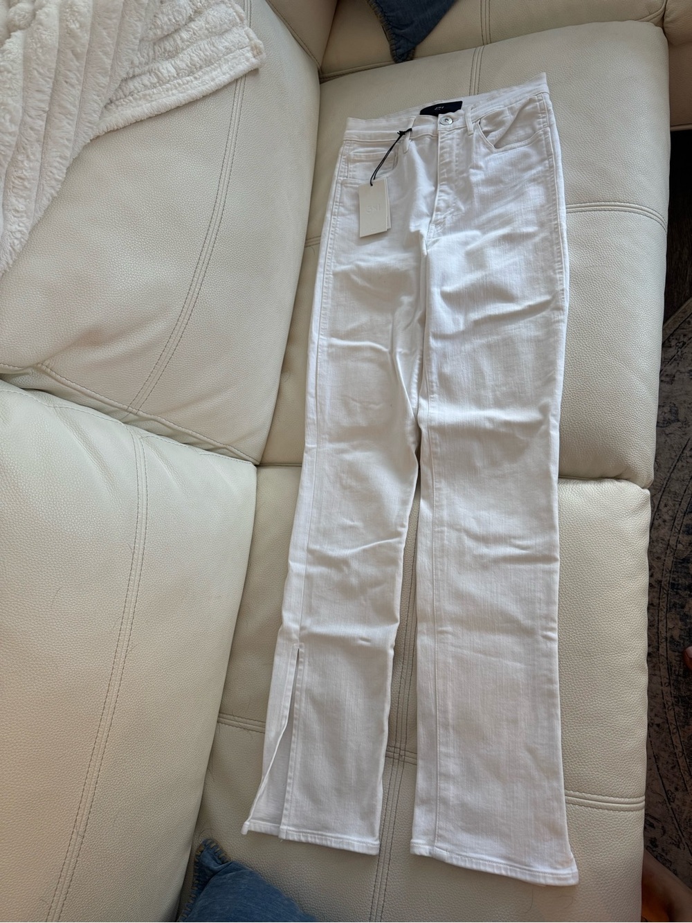 Women’s White Straight-Leg Jeans